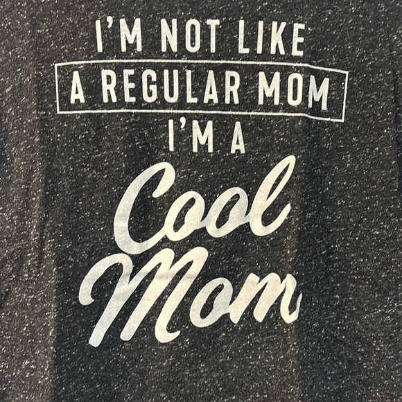 Mean girls cool mom graphic tee size medium - Picture 2 of 4